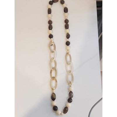  Collana in quarzo fumè , corno ed avorio