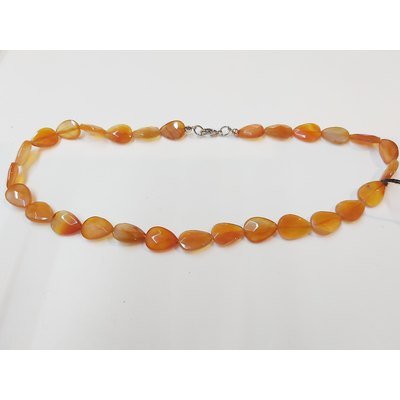  Collana di corniola a gocce piatte sfaccettate, mm12 x cm 1, chiusura in acciaio moschettone 