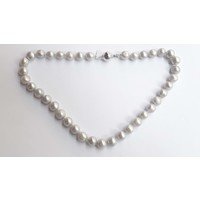 Collana in perle vere grigie con chiusura barilotto in argento
