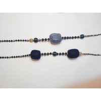 Collana lunga in stoffa grigio e nero