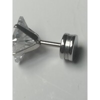 Piercing con zircone quadrati